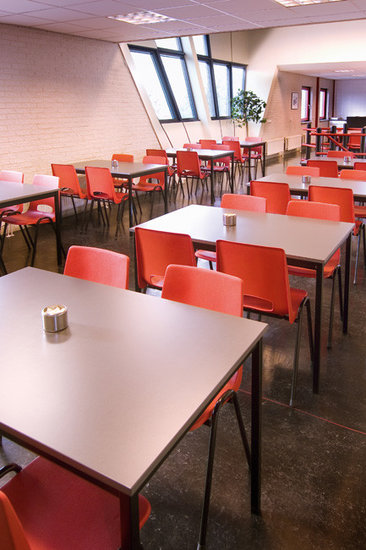 166862097.jpg Kantoortafel 80x80cm