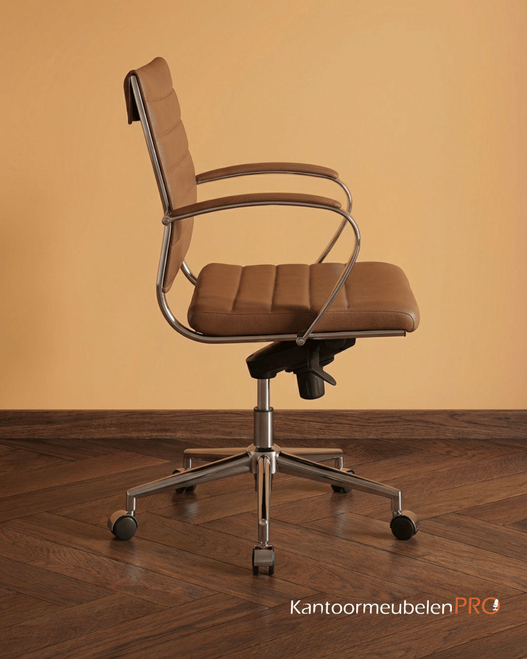 41.png Design Bureaustoel Bruin