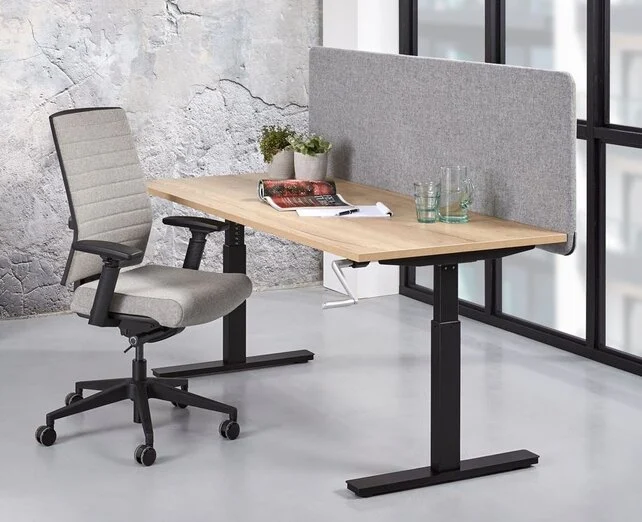 Bureauscherm | 53cm hoog | in Wolvilt stof