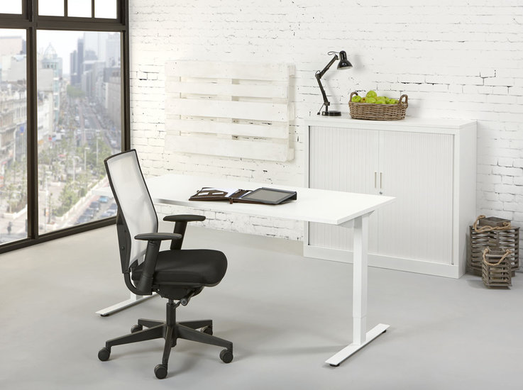 166853117 Essential Bureau | 120x80cm | NEN-EN527