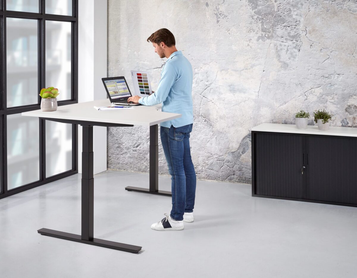 Elektrisch Wingbureau | 160x120cm Links | NEN-EN527